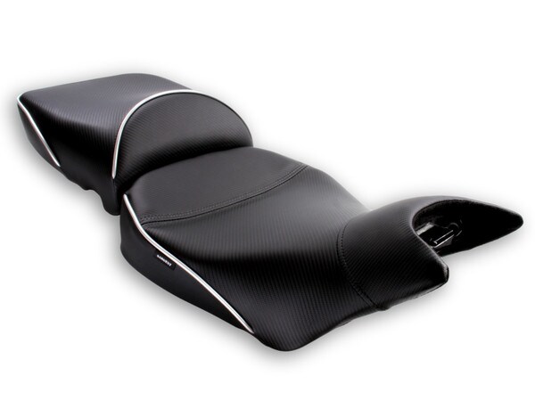 World Sport Aftermarket Performance Seat for the Triumhp Tiger 900 GT 2024+ with CFX and silver welt.